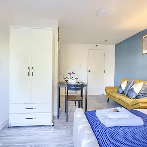 apt-hackney-central-deluxe.cambridgehotelsuk.com/